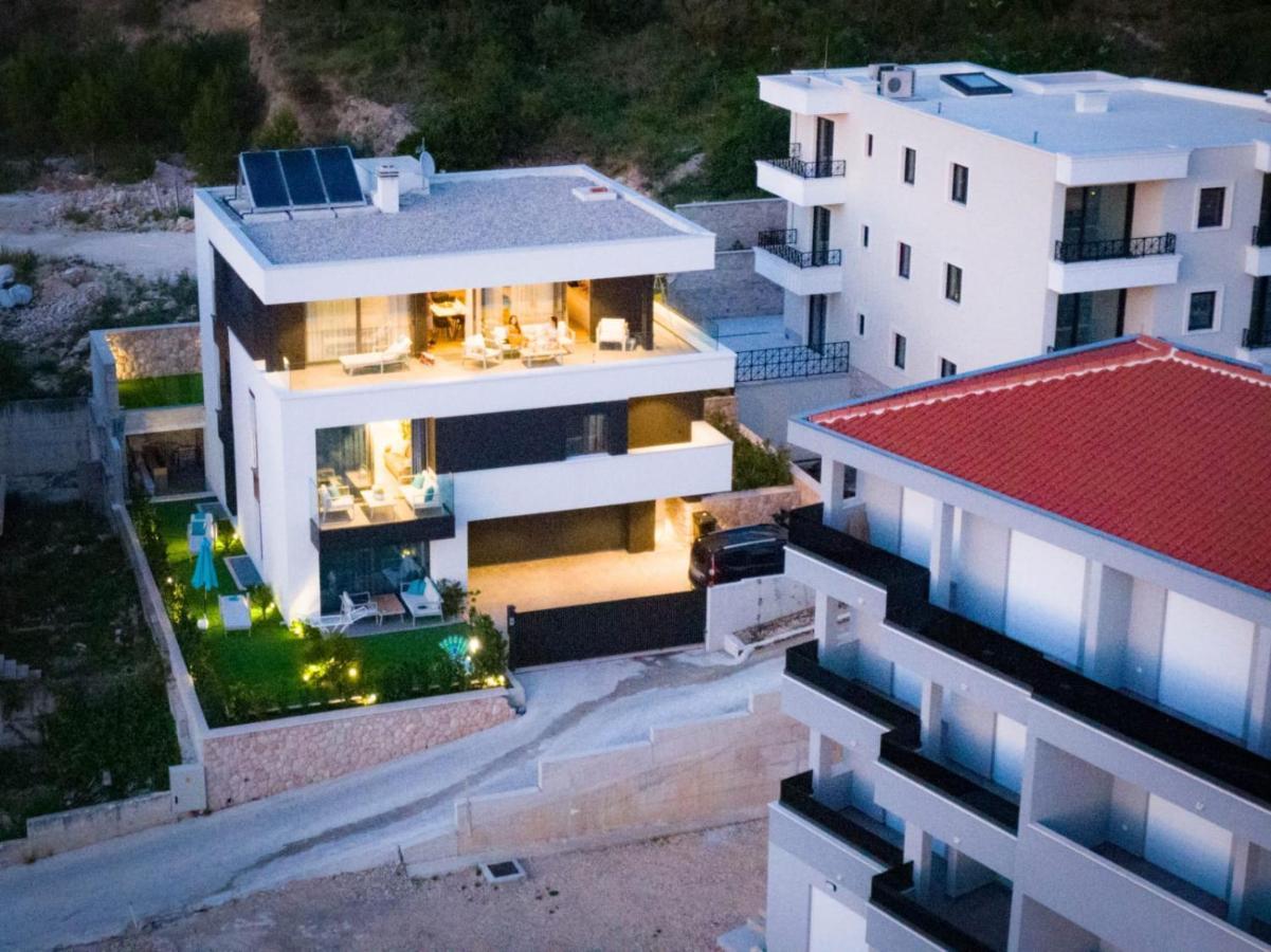 Apartmani Lara บาชกาโวดา ภายนอก รูปภาพ