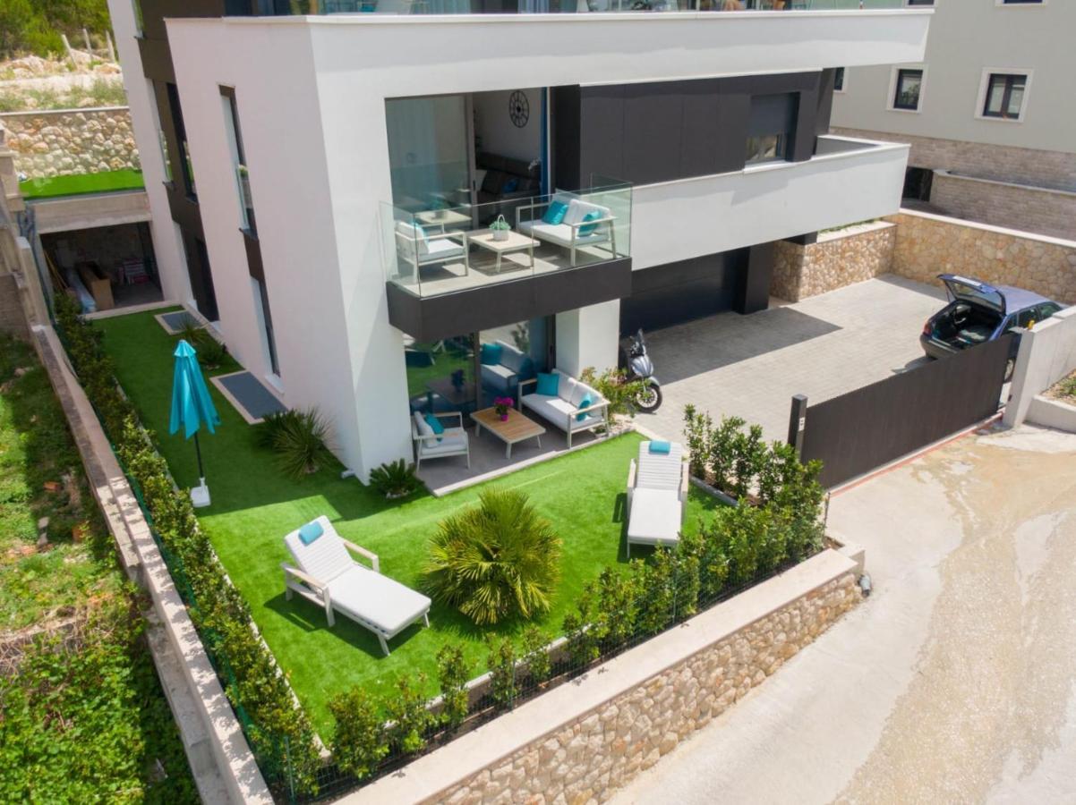 Apartmani Lara บาชกาโวดา ภายนอก รูปภาพ