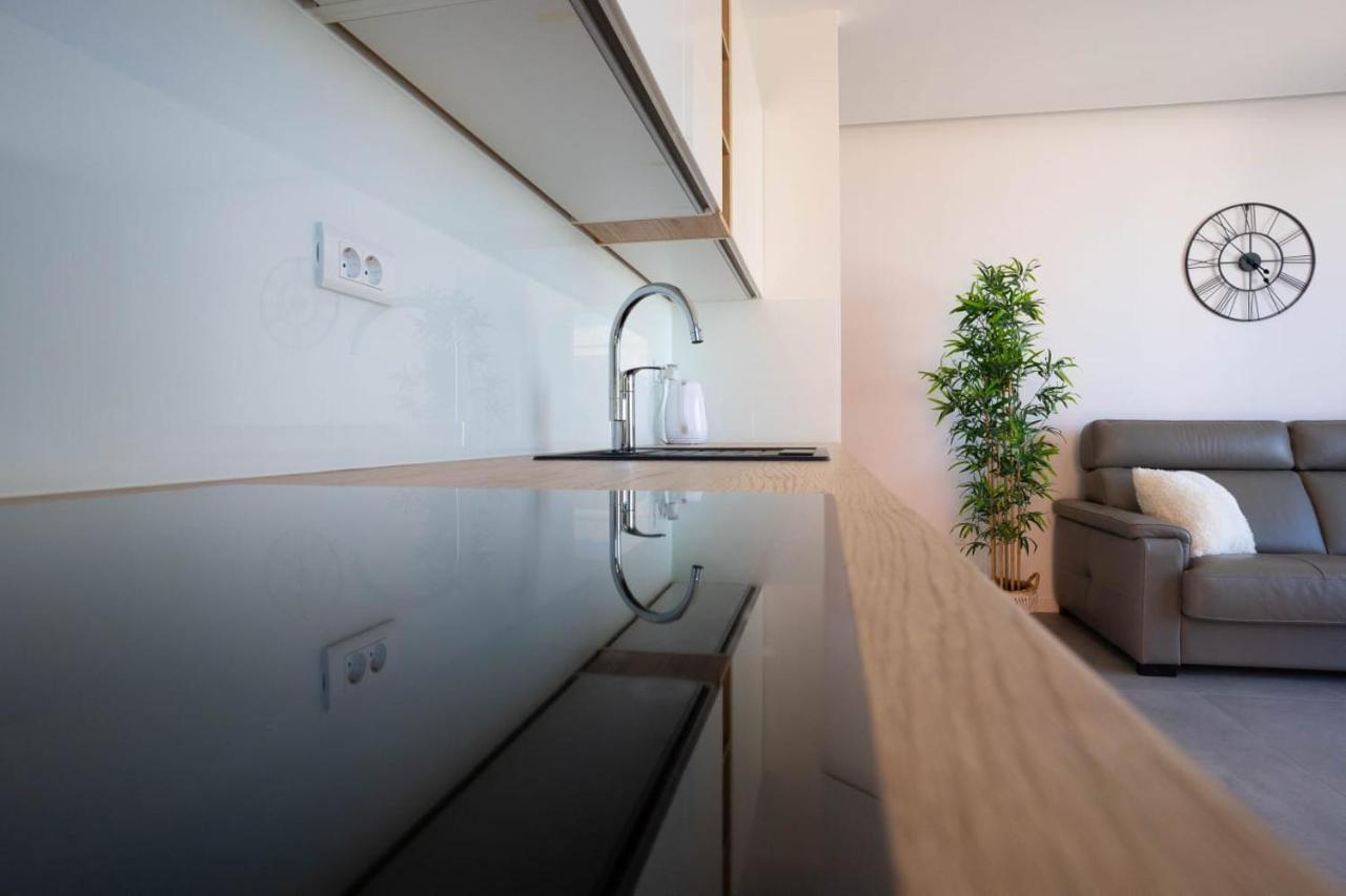 Apartmani Lara บาชกาโวดา ภายนอก รูปภาพ