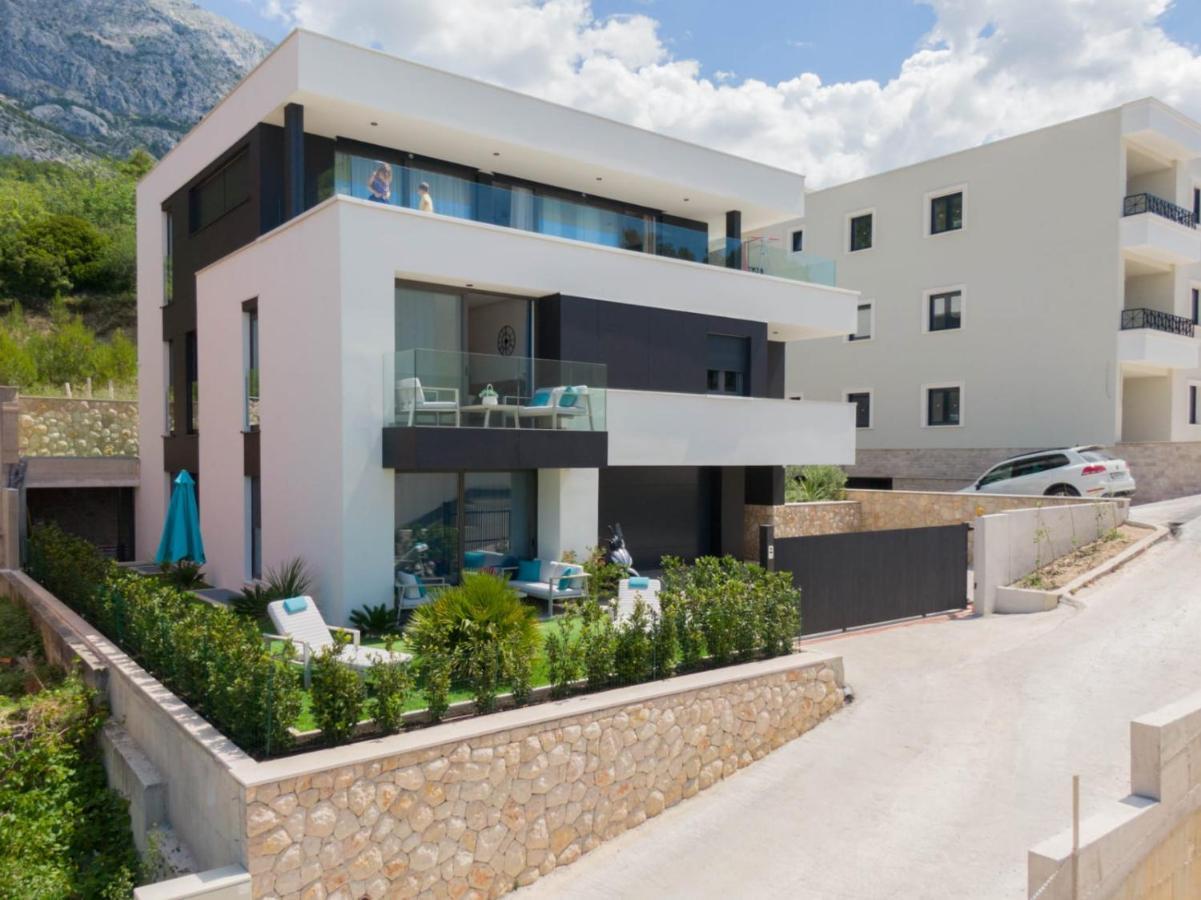 Apartmani Lara บาชกาโวดา ภายนอก รูปภาพ