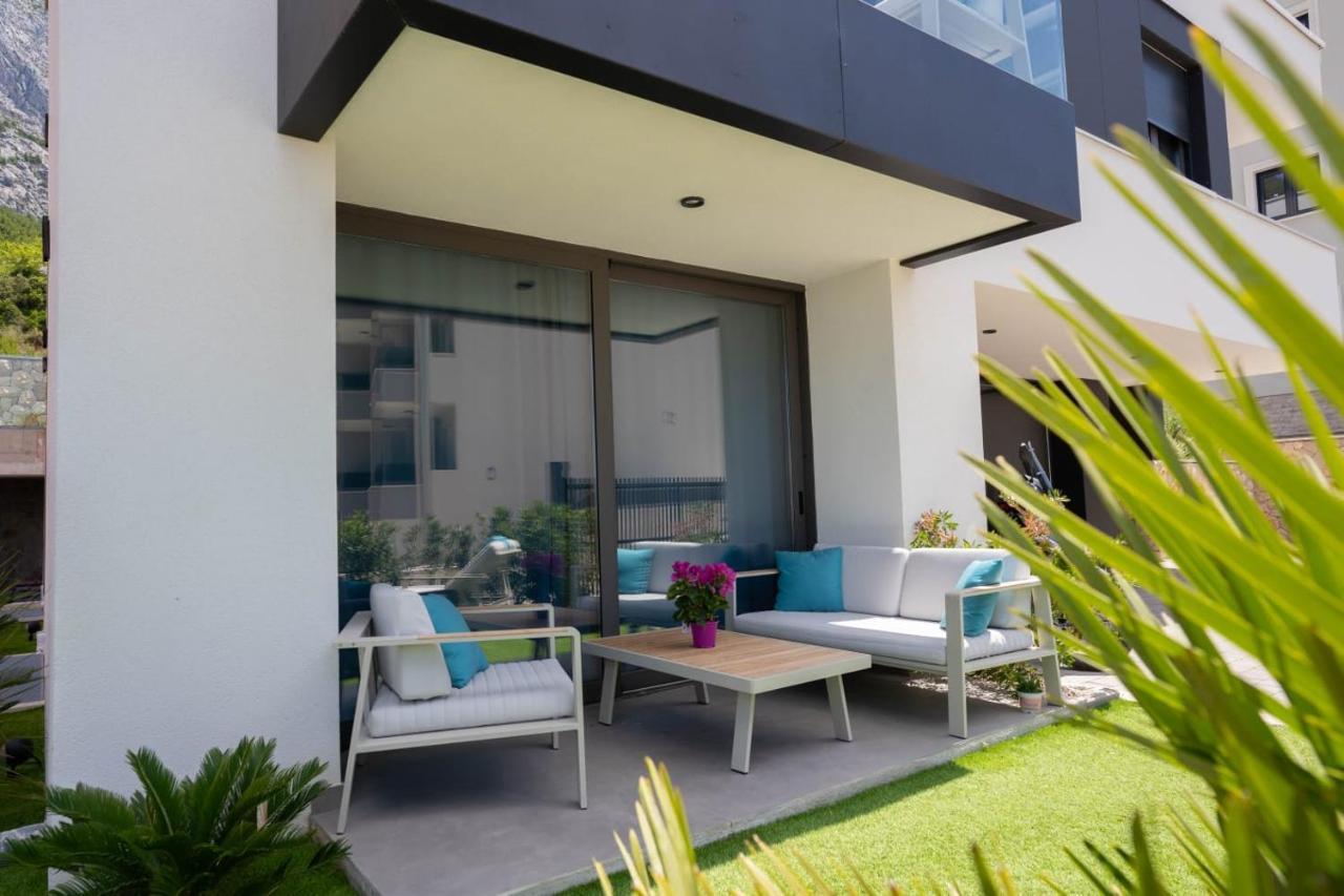 Apartmani Lara บาชกาโวดา ภายนอก รูปภาพ